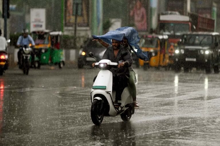 पंजाब में बारिश का Alert, बढ़ेंगी ठंड, यहां जानें मौसम का हाल